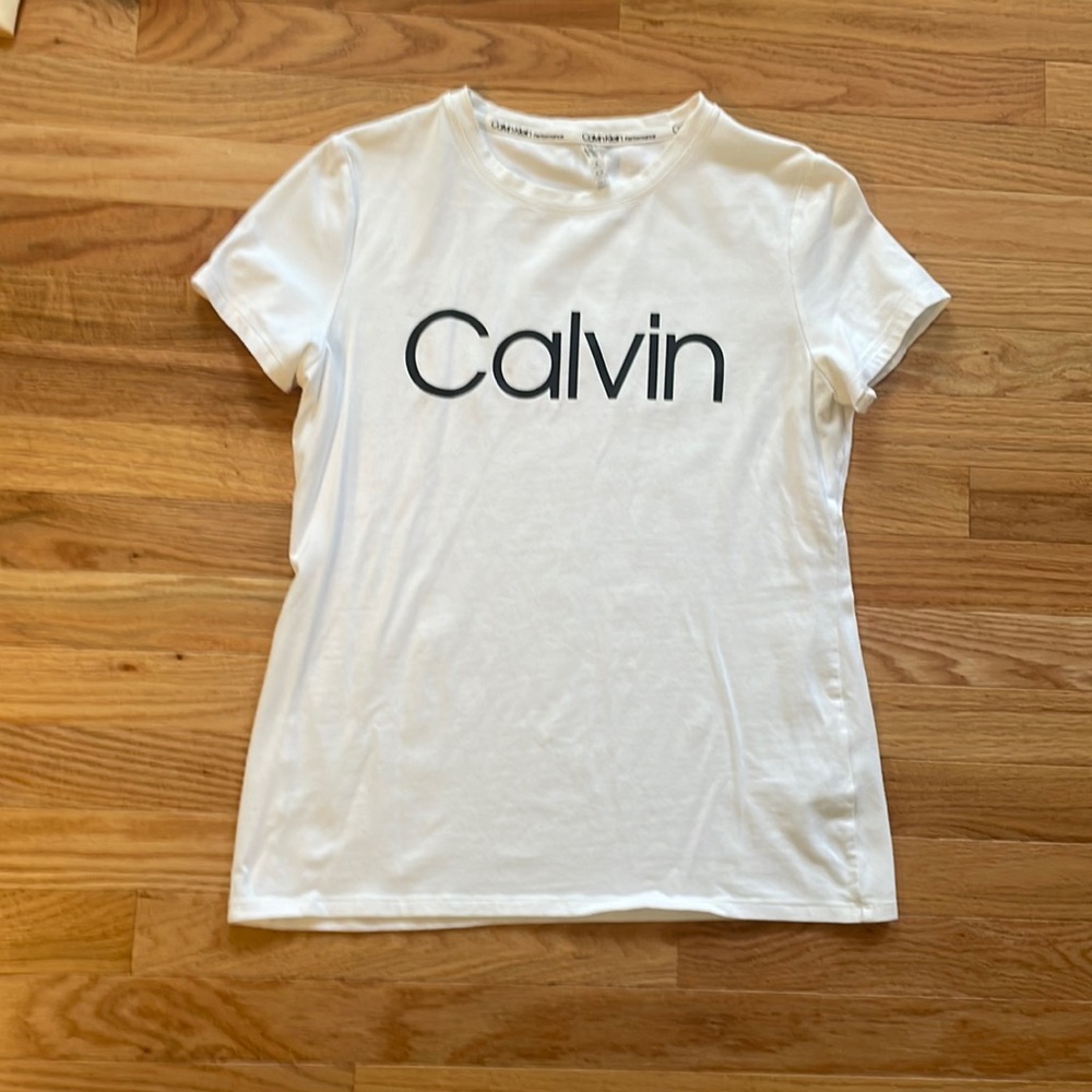 Calvin Kline plain tee shirt